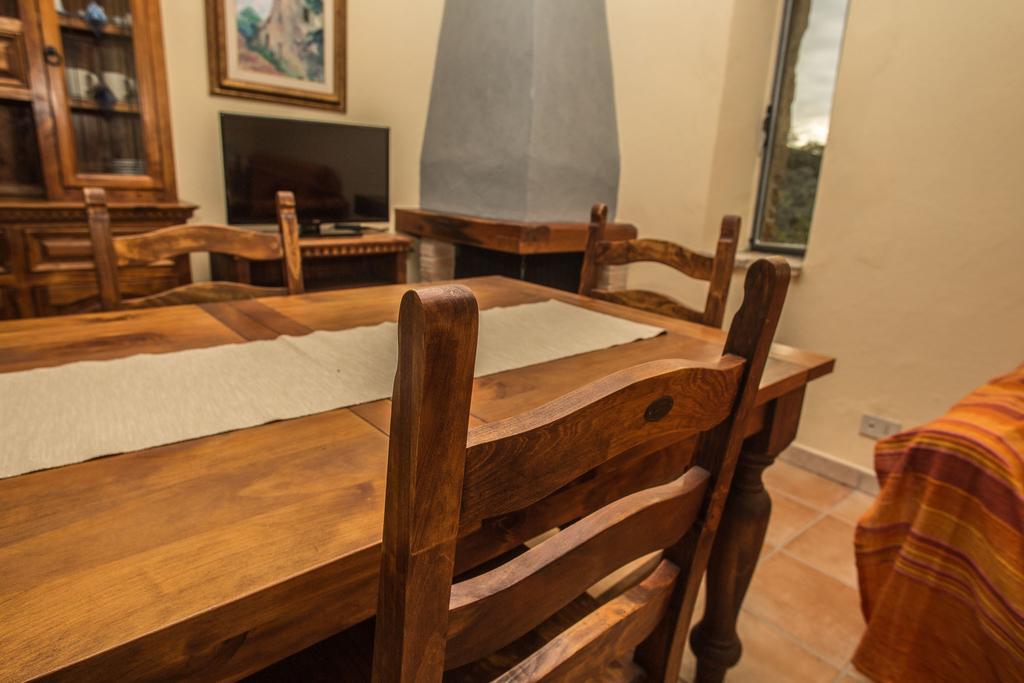 Agriturismo Podere Valdo 加沃拉诺 客房 照片