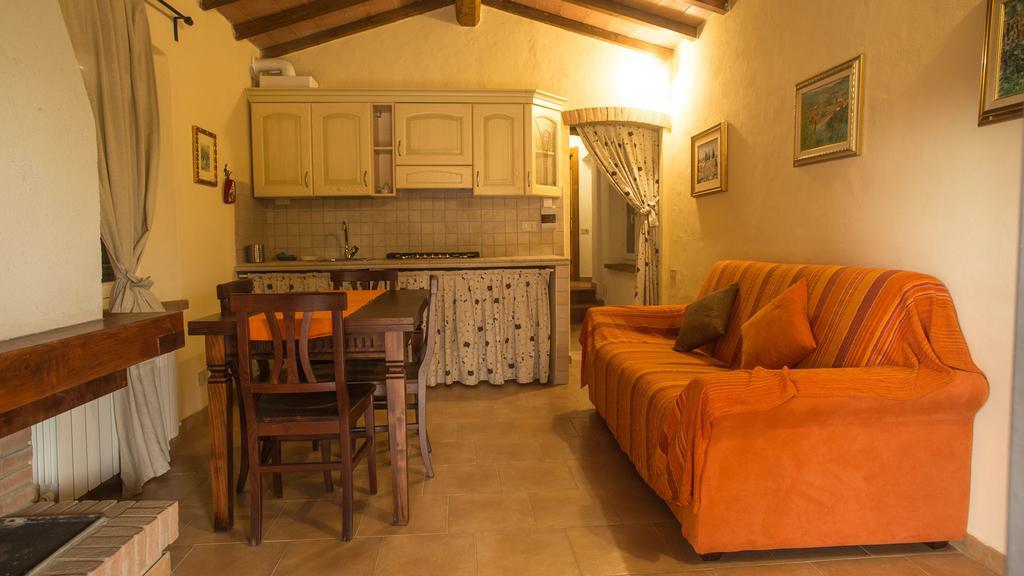 Agriturismo Podere Valdo 加沃拉诺 外观 照片