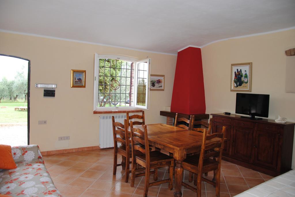 Agriturismo Podere Valdo 加沃拉诺 客房 照片